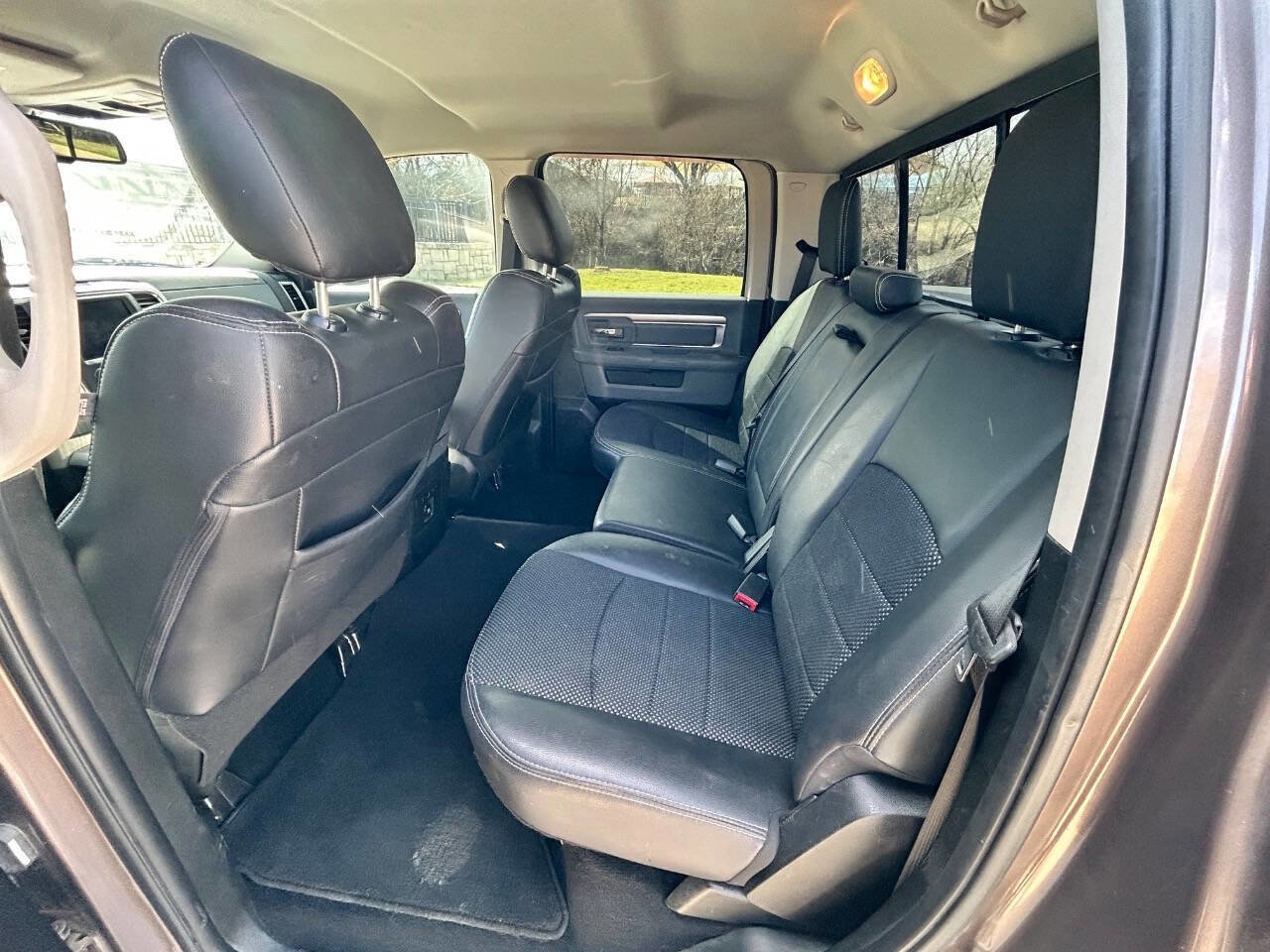 Used 2018 RAM 1500 Lone Star image 11