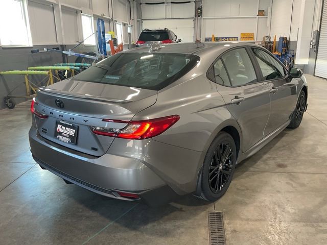 Used 2025 Toyota Camry SE w/ Convenience Package AWD/4WD image 6