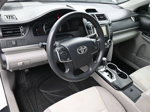 Used 2012 Toyota Camry LE image 18