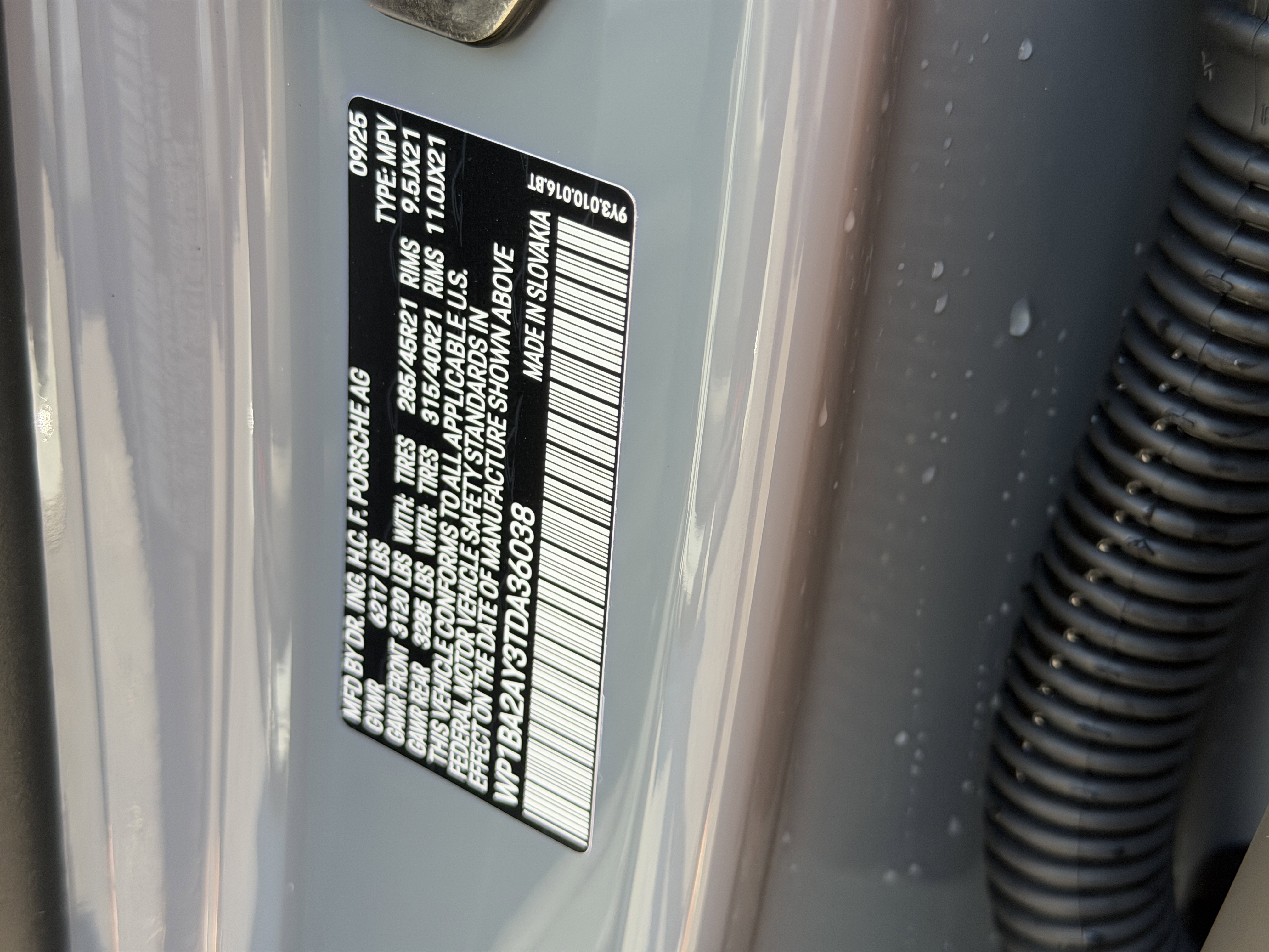 New 2026 Porsche Cayenne Coupe image 40