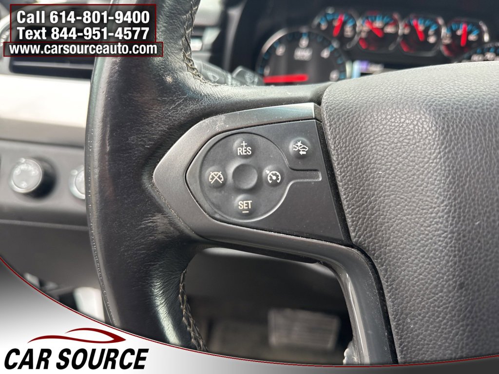 Used 2017 Chevrolet Suburban LT image 25