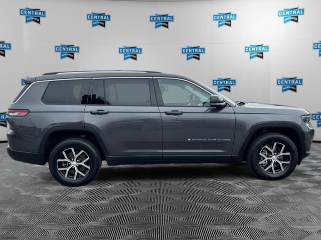 Certified 2023 Jeep Grand Cherokee L Limited w/ Trailer Tow Group (B) image 7
