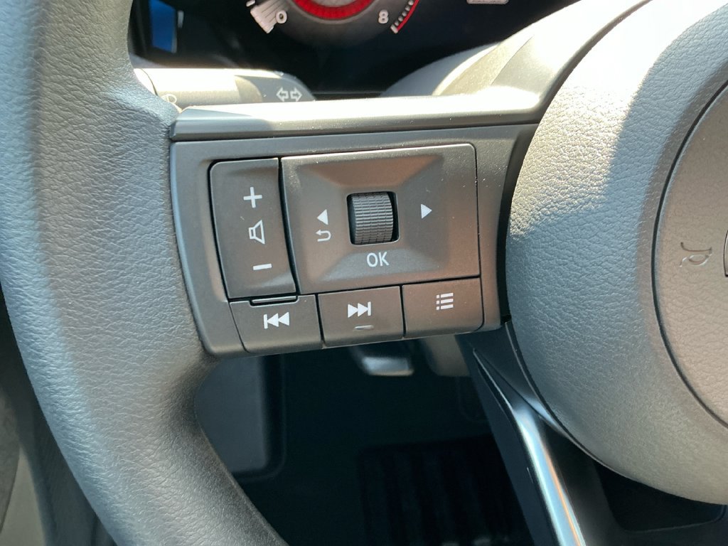 New 2027 Nissan Kicks SV w/ Cold Weather Package FWD image 21