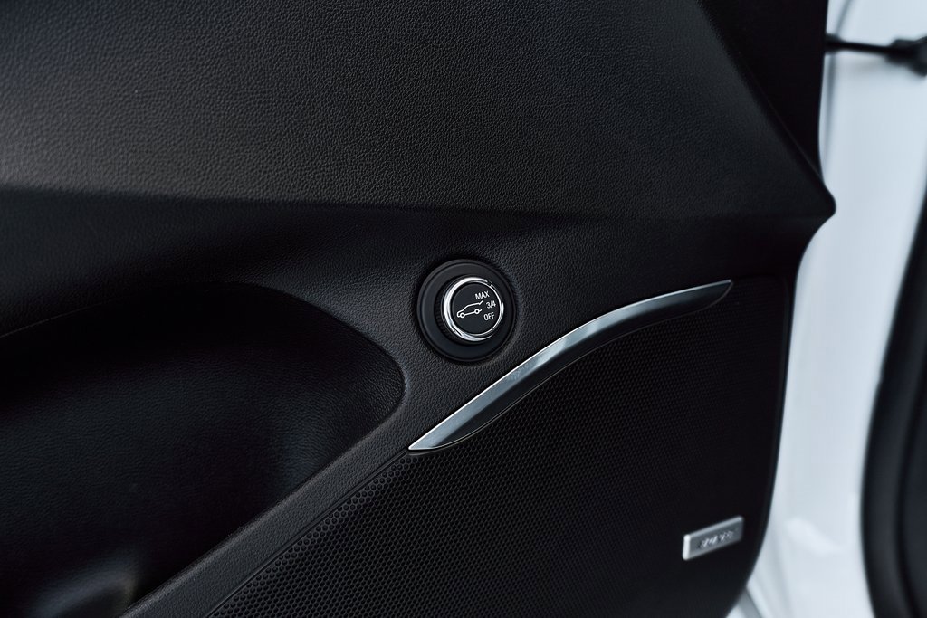 Used 2024 Buick Enclave Premium image 19