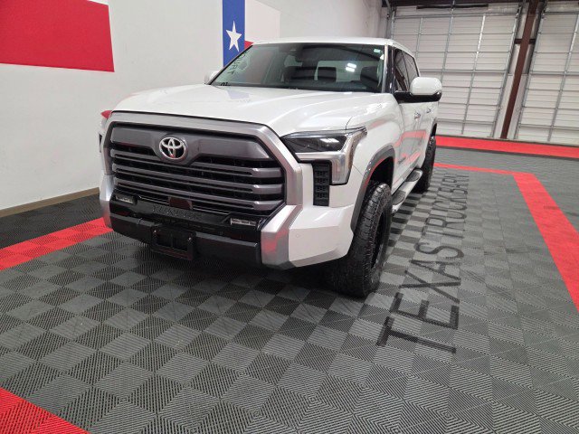 Used 2022 Toyota Tundra Limited image 3