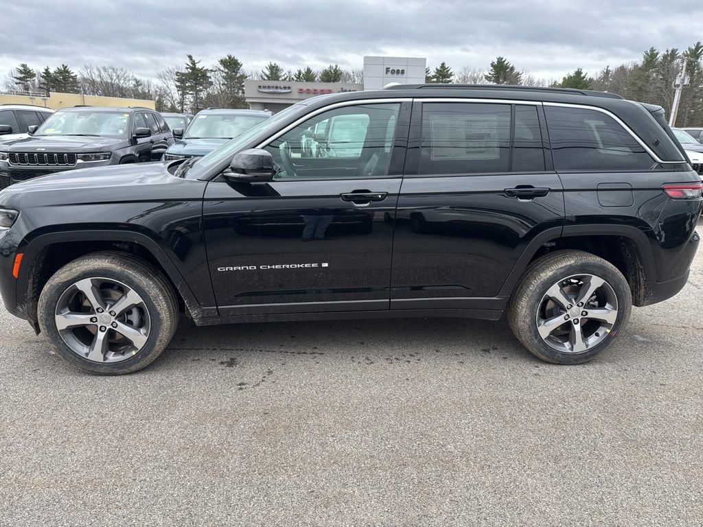 New 2026 Jeep Grand Cherokee Limited image 2