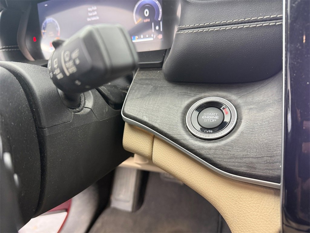 Used 2021 Jeep Grand Cherokee L Limited image 31