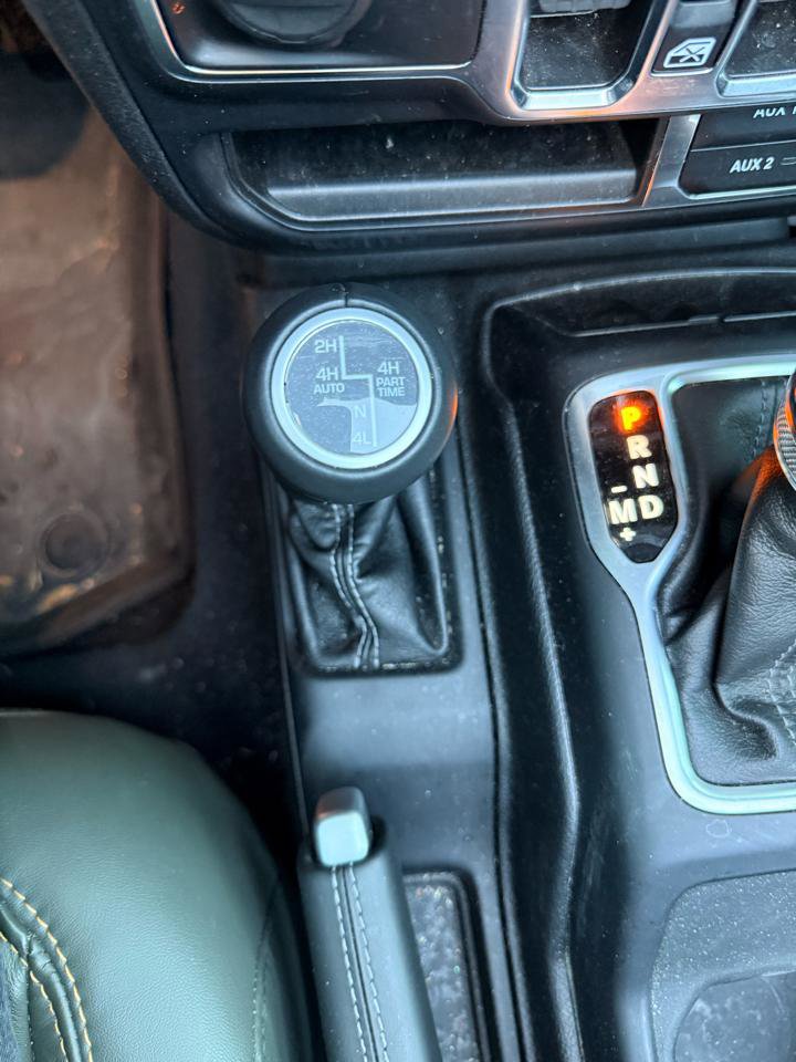 Used 2024 Jeep Wrangler High Altitude AWD/4WD image 31