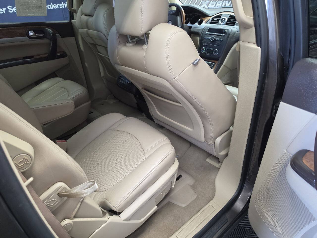Used 2012 Buick Enclave Premium FWD image 30