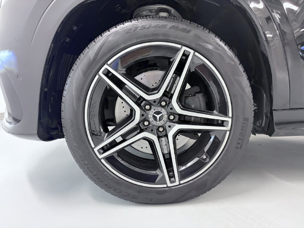 Certified 2024 Mercedes-Benz GLS 450 4MATIC image 11