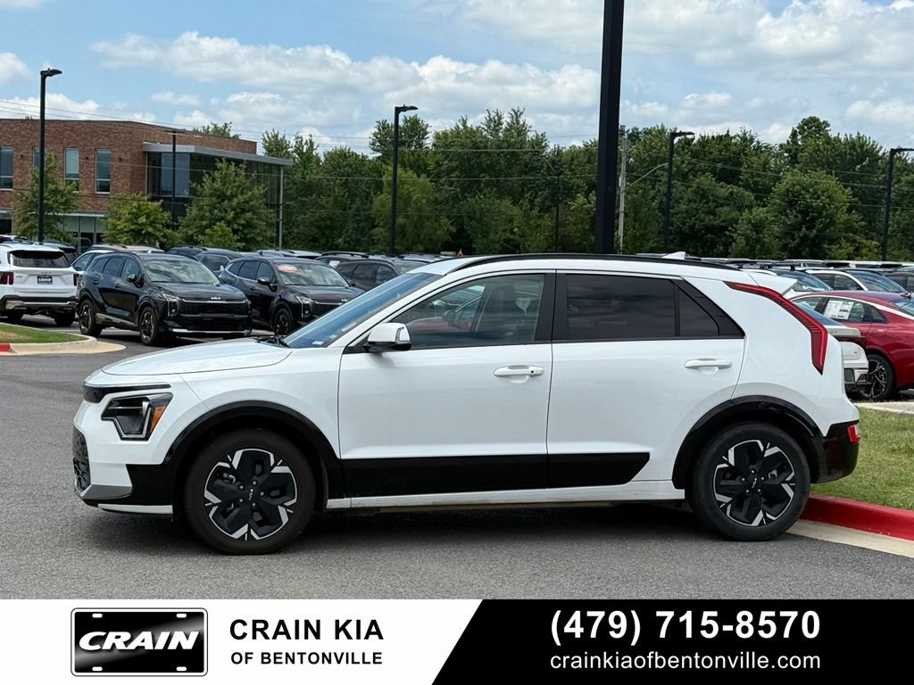 Certified 2024 Kia Niro Wind FWD image 4