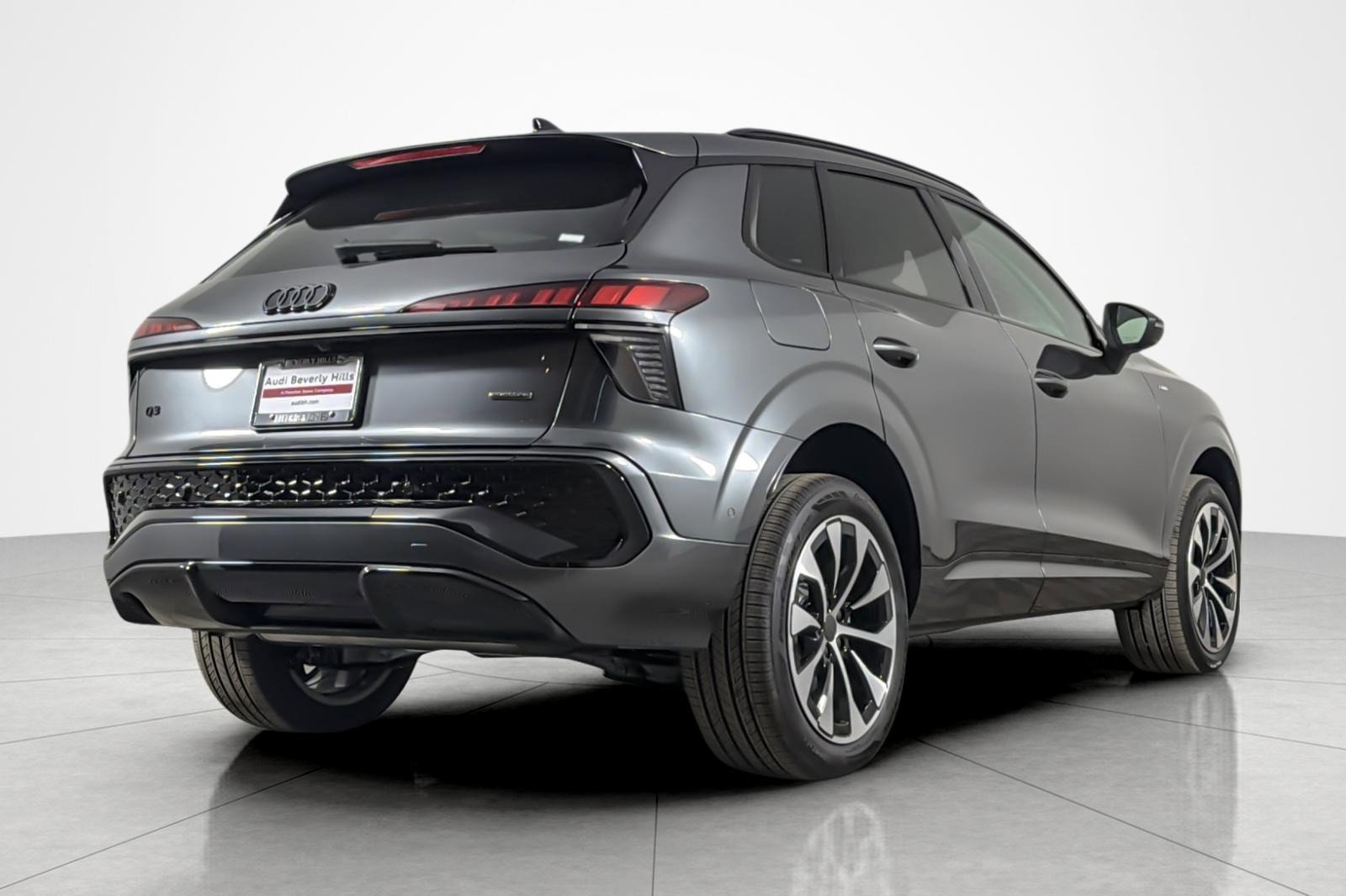 New 2026 Audi Q3 quattro 2.0T AWD/4WD image 6