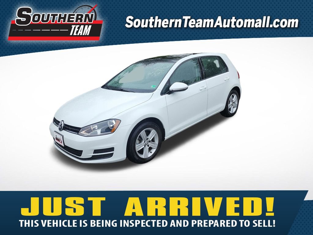 Used 2017 Volkswagen Golf Wolfsburg Edition FWD image 1