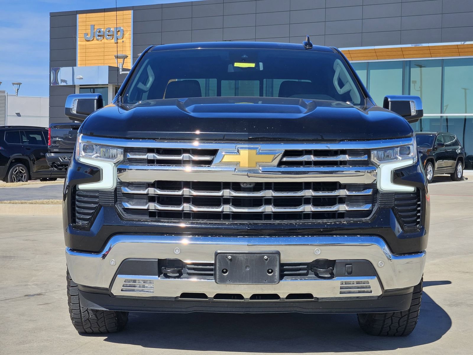 Used 2023 Chevrolet Silverado 1500 LTZ image 6