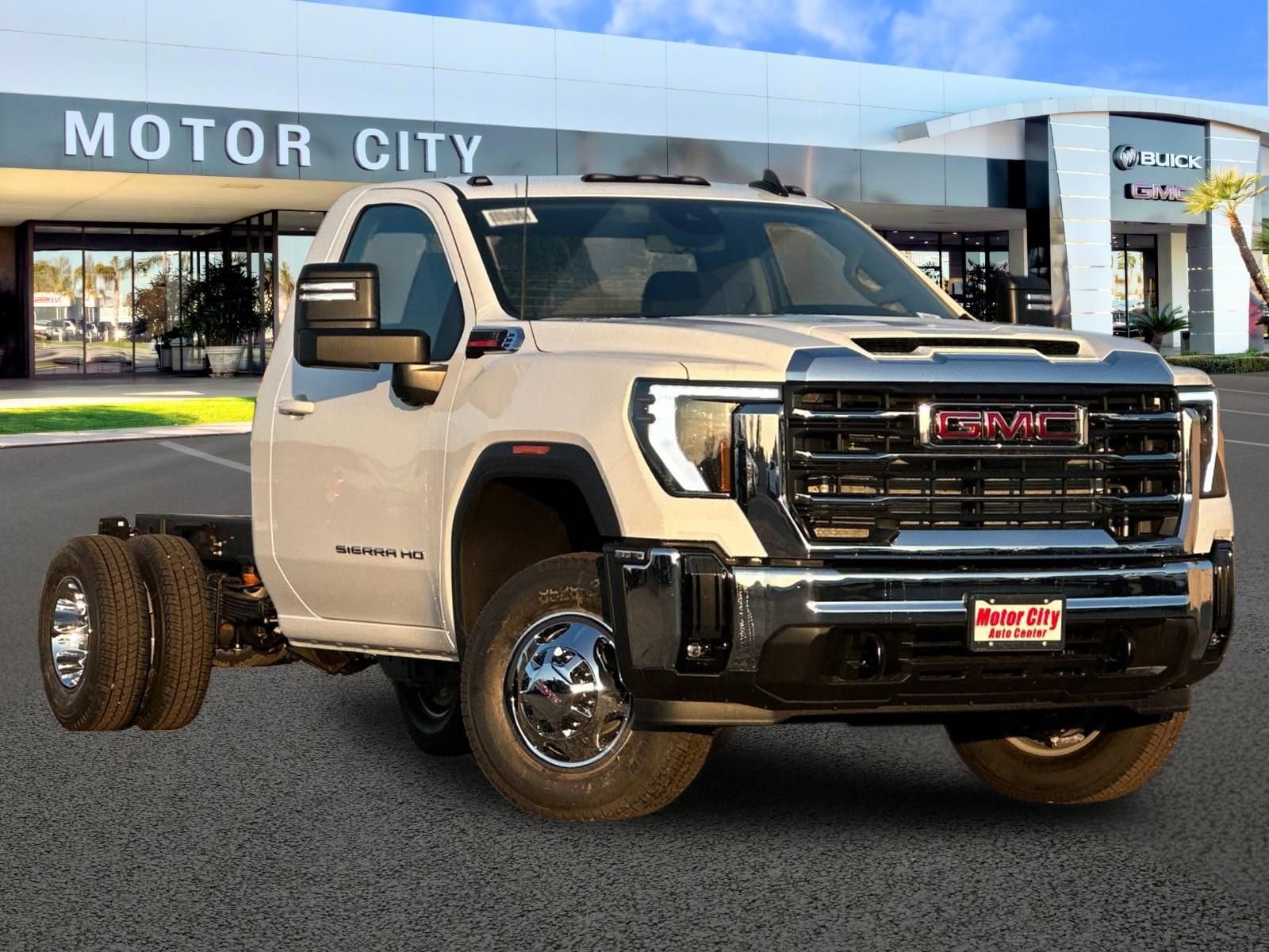 New 2026 GMC Sierra 3500 SLE w/ SLE Convenience Package RWD video 2