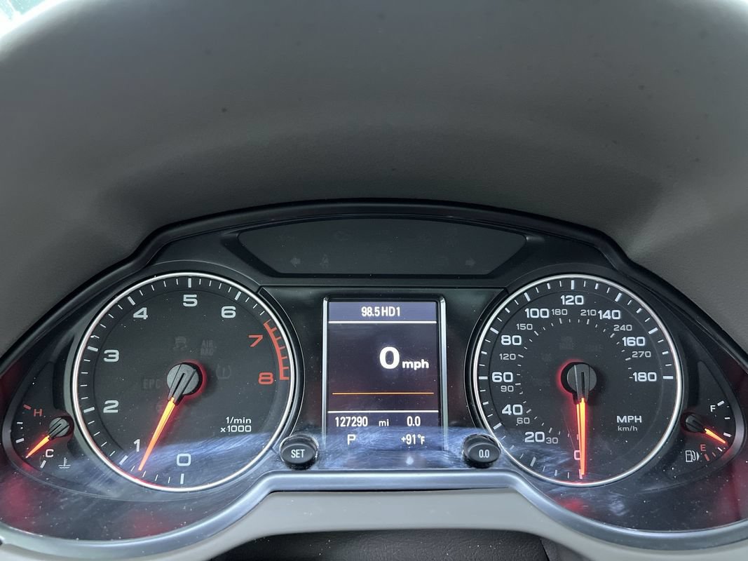 Used 2011 Audi Q5 3.2 Premium Plus AWD/4WD image 18