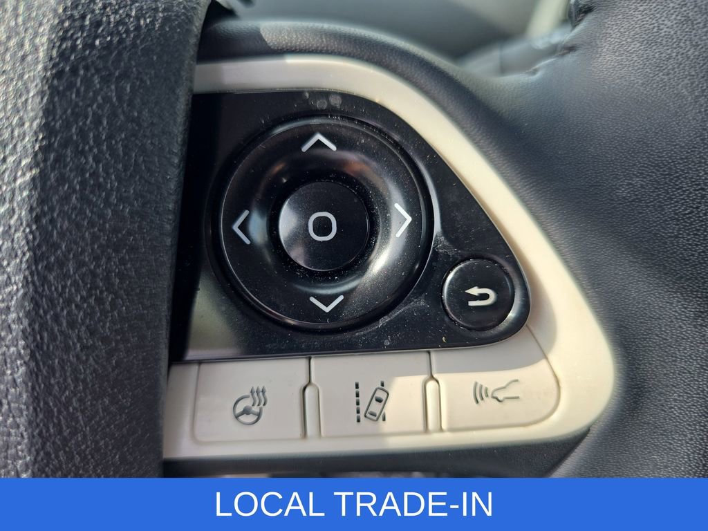 Used 2017 Toyota Prius Prime Advanced w/ Carpet Mat Package image 20