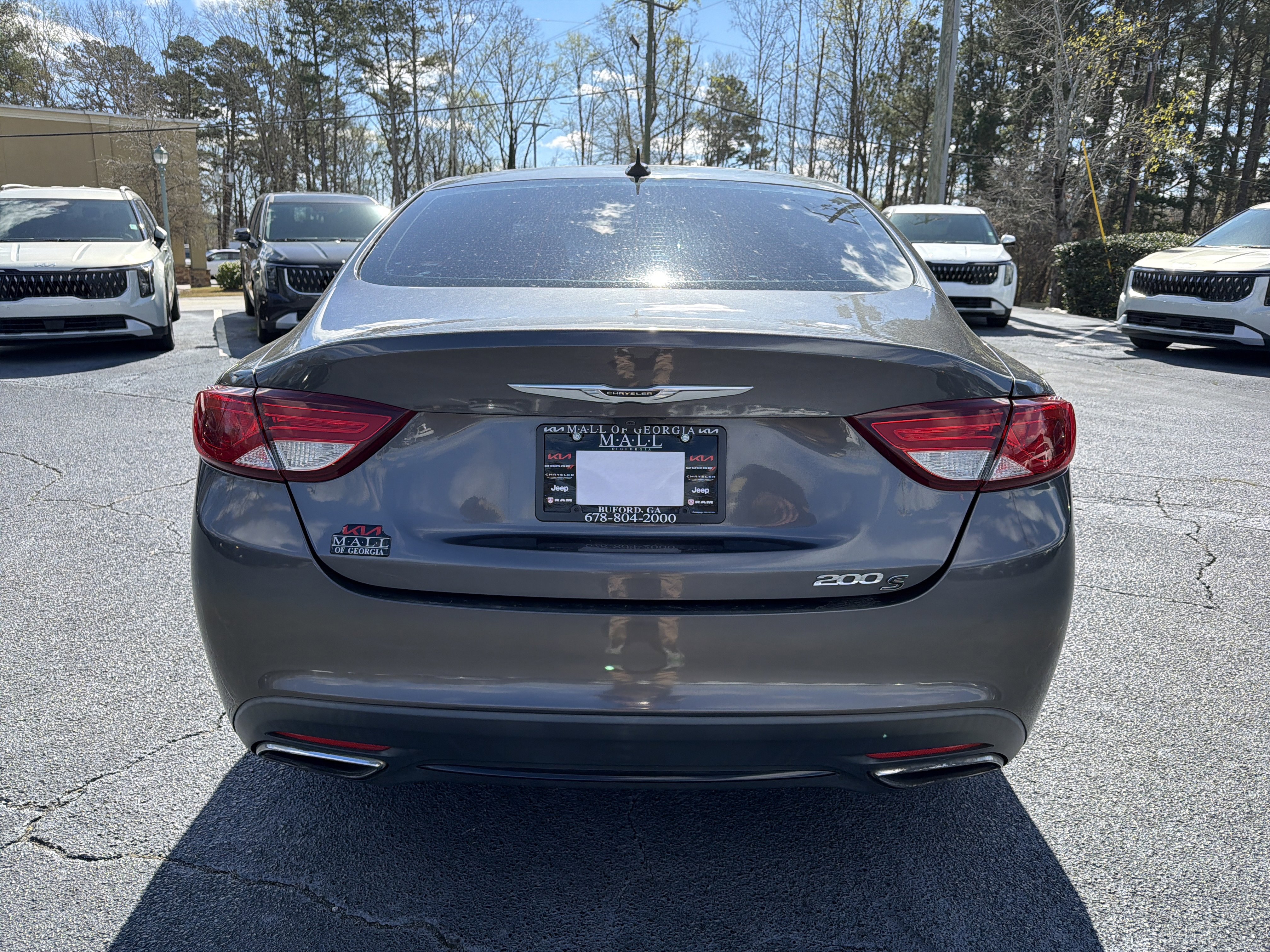 Used 2015 Chrysler 200 S w/ Navigation & Sound Group I image 4