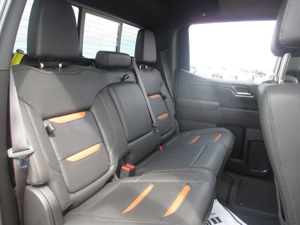 Used 2023 GMC Sierra 1500 AT4 w/ AT4 Premium Package AWD/4WD image 29