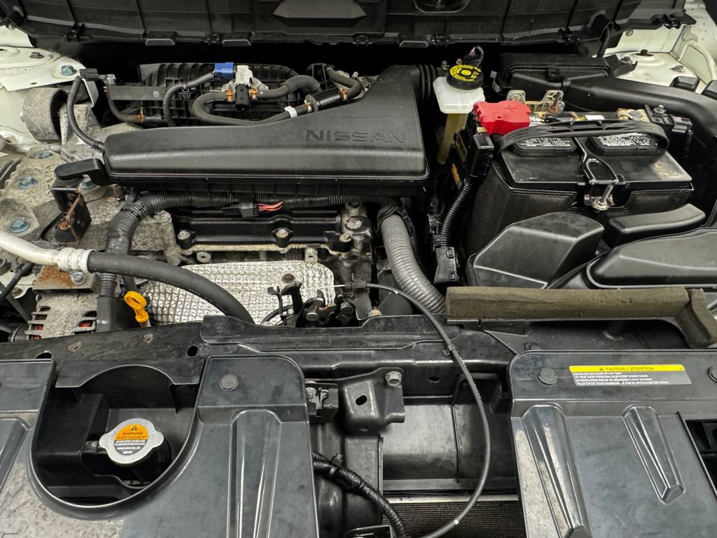 Used 2018 Nissan Rogue SL w/ Premium Package image 32