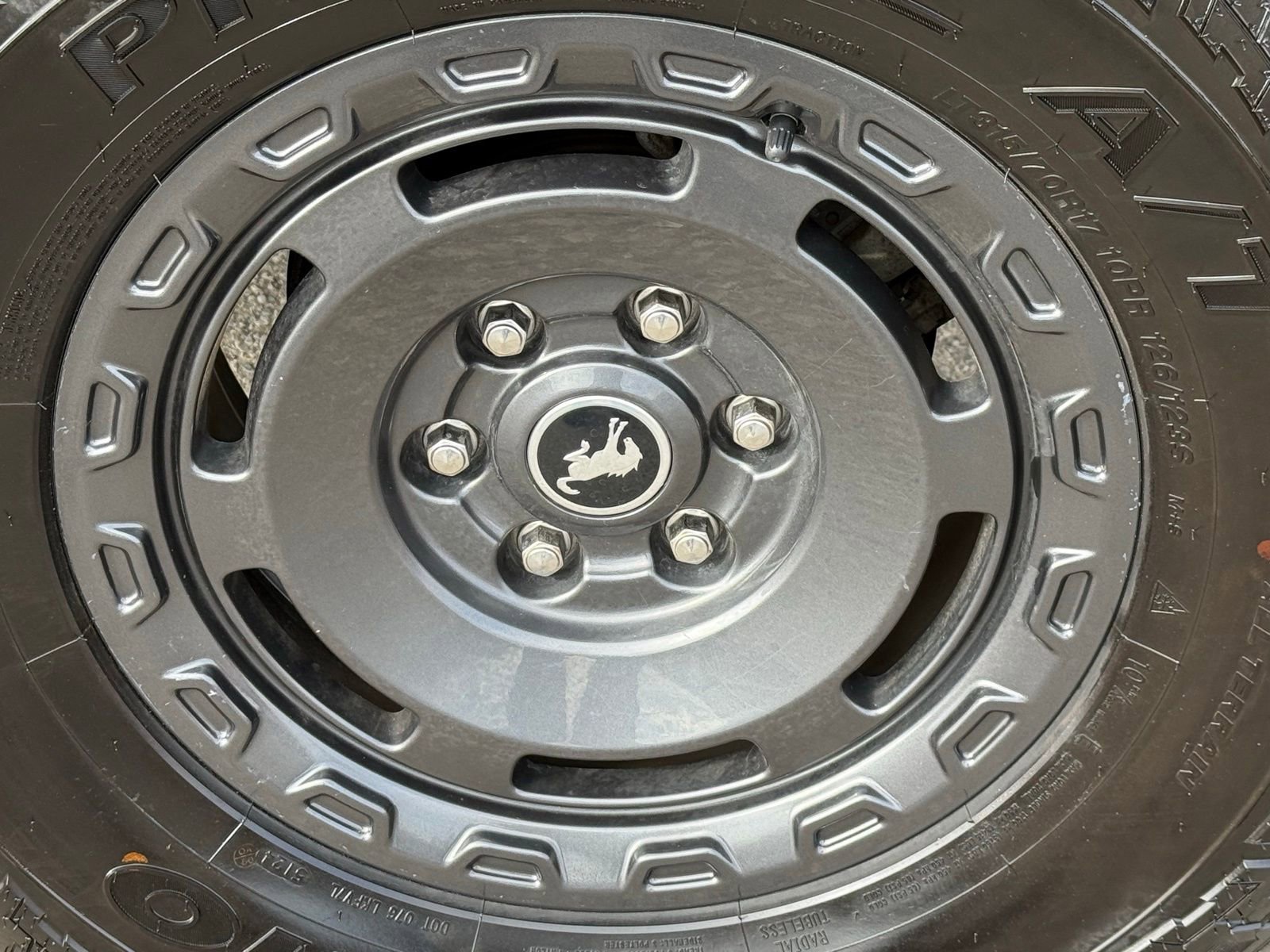 Used 2023 Ford Bronco Everglades image 43