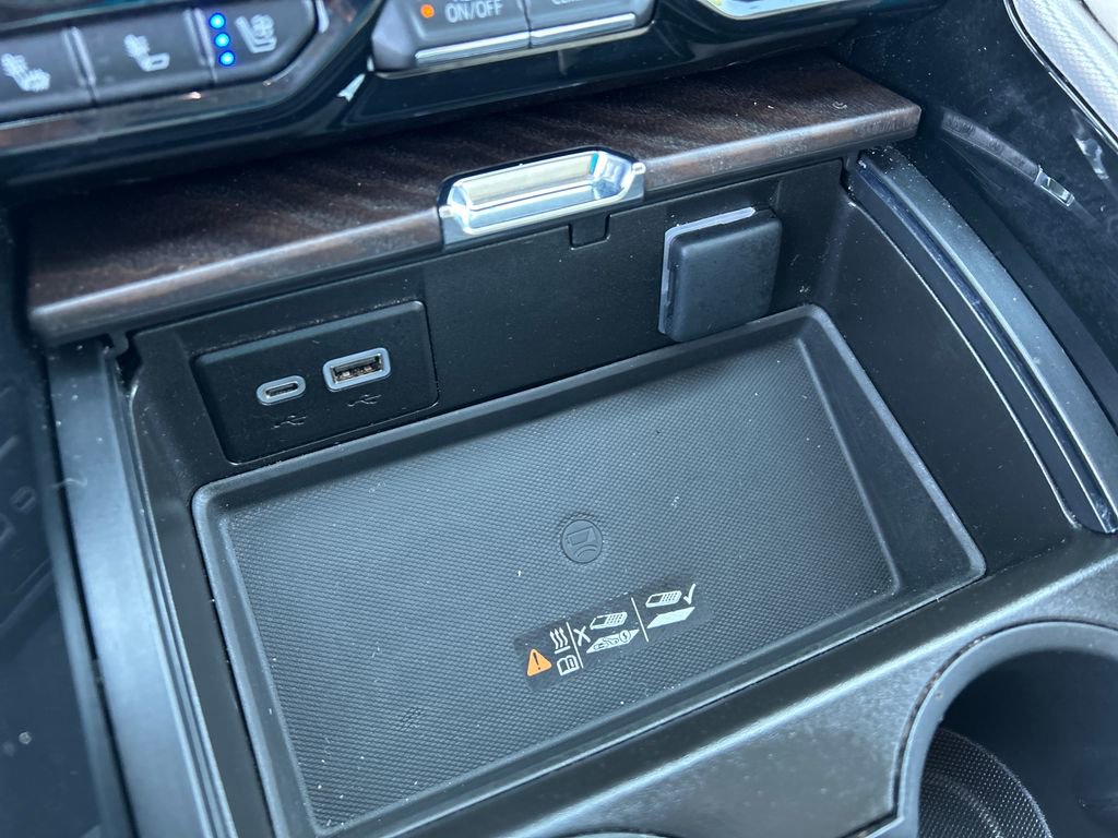 Certified 2024 GMC Yukon XL Denali image 23