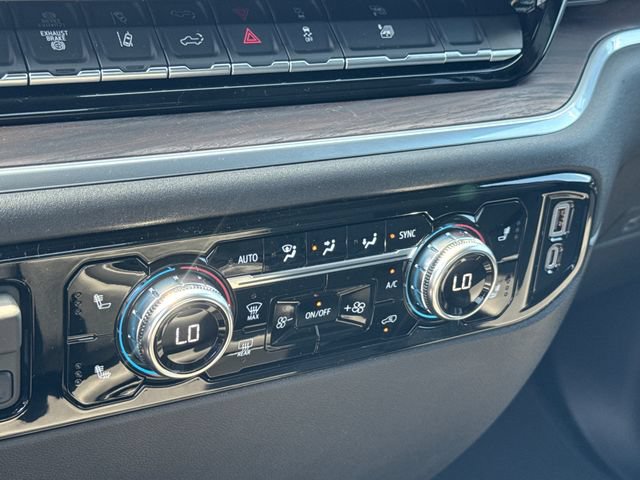 New 2026 GMC Sierra 2500 SLT AWD/4WD image 24