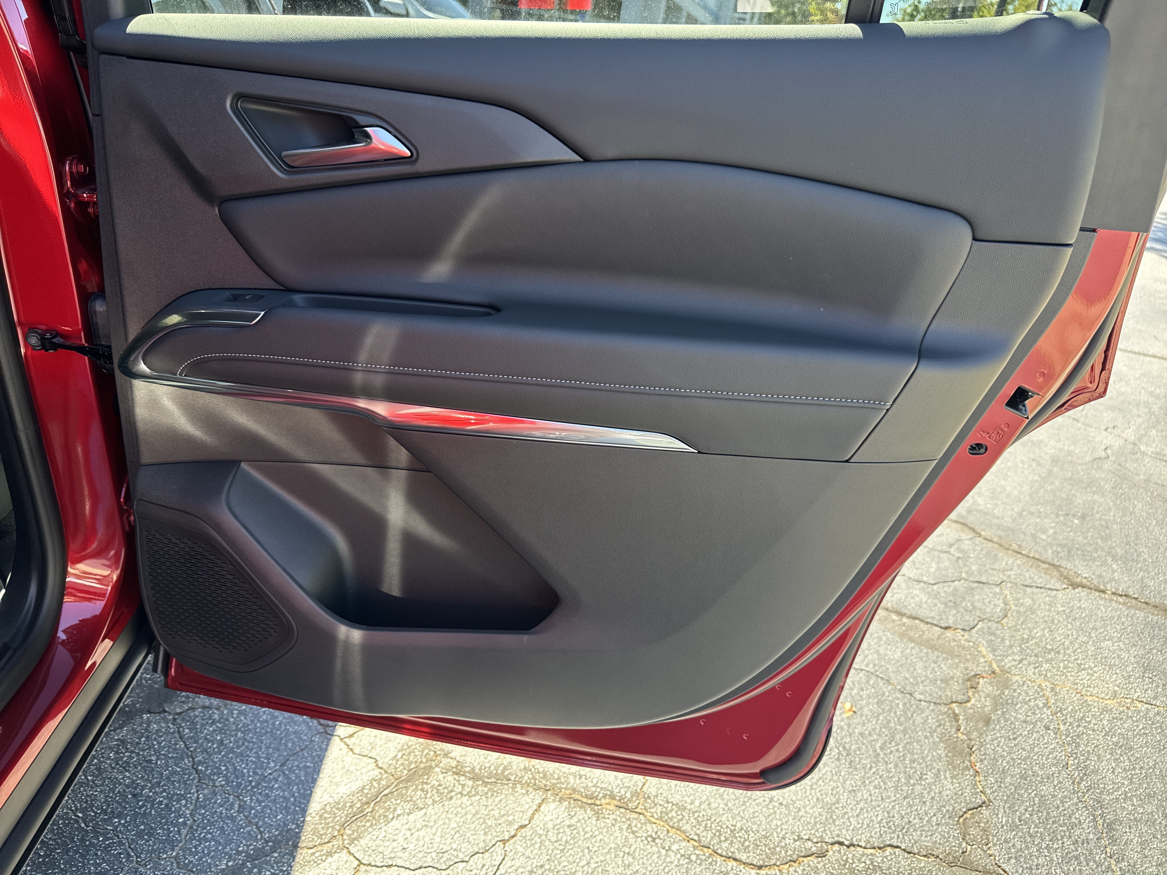 New 2026 Chevrolet Traverse LT FWD image 17