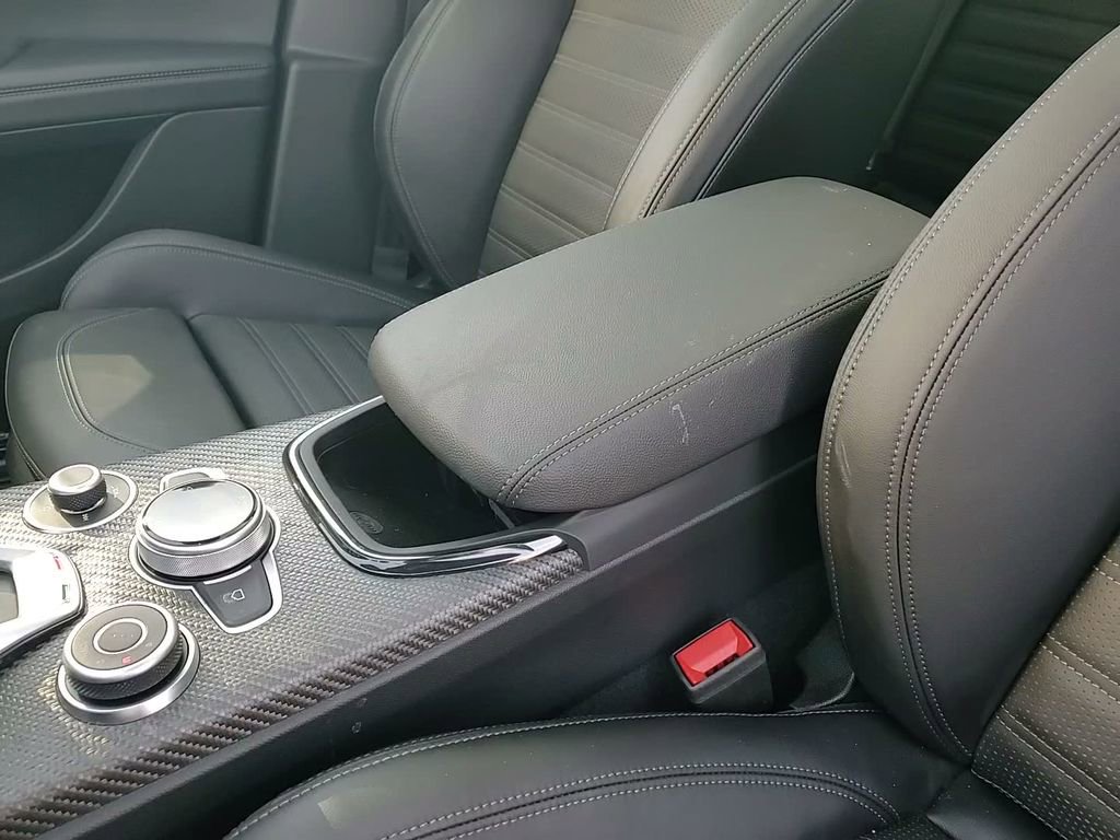 Used 2024 Alfa Romeo Stelvio Quadrifoglio w/ Active Assist Plus Package image 10