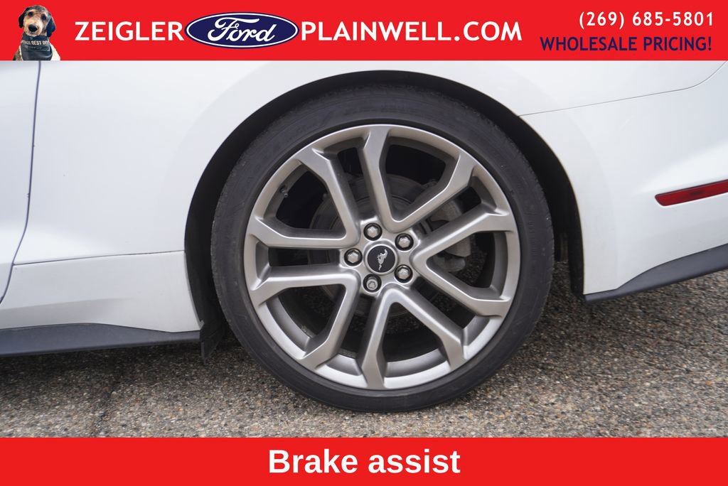 Used 2022 Ford Mustang Premium w/ Equipment Group 201A image 7