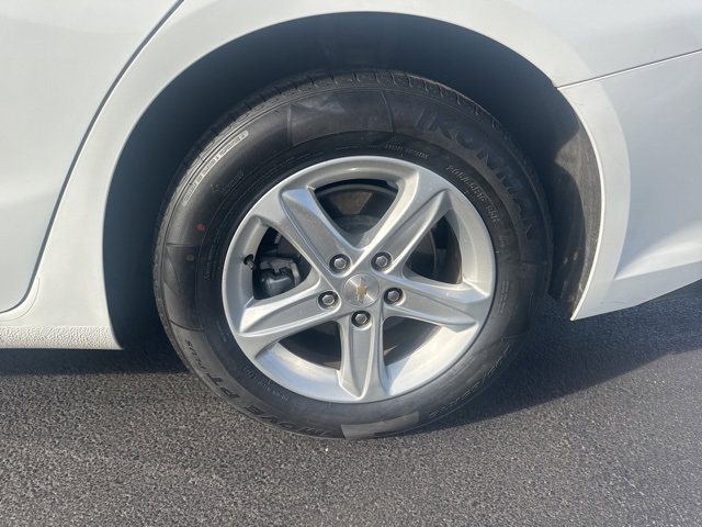 Used 2023 Chevrolet Malibu LT w/ Driver Confidence Package image 23