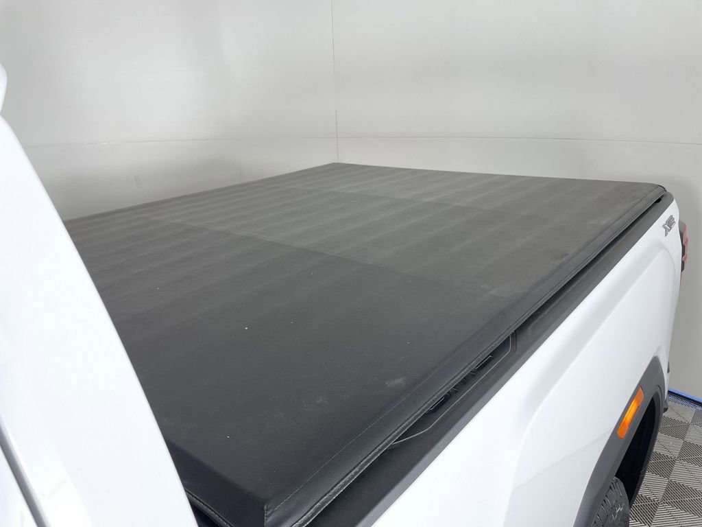 Used 2025 GMC Sierra 2500 SLT image 34