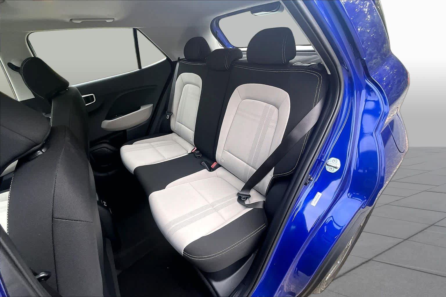 Used 2026 Hyundai Venue SEL FWD image 20