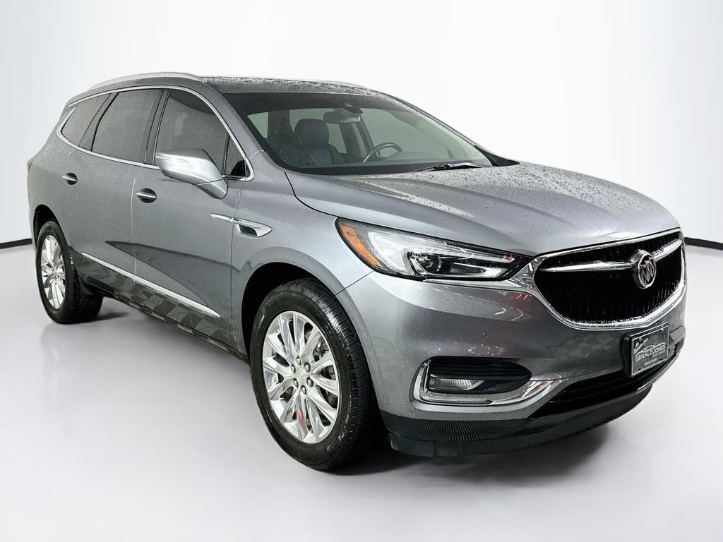 Used 2020 Buick Enclave Premium w/ Sun and Sites Package AWD/4WD image 2