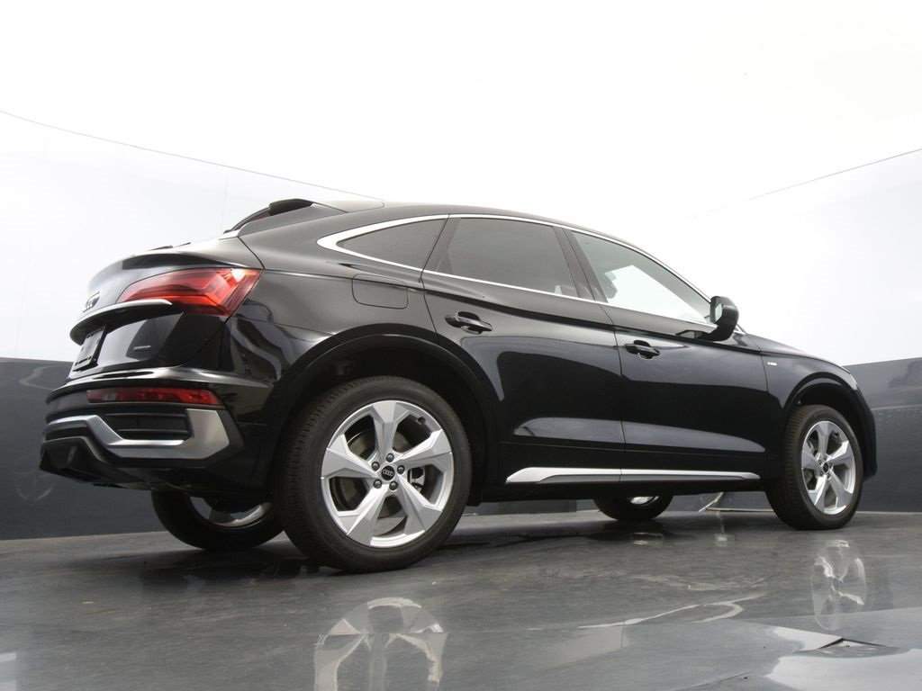 Certified 2024 Audi Q5 2.0T Premium Plus w/ Premium Plus Package image 40