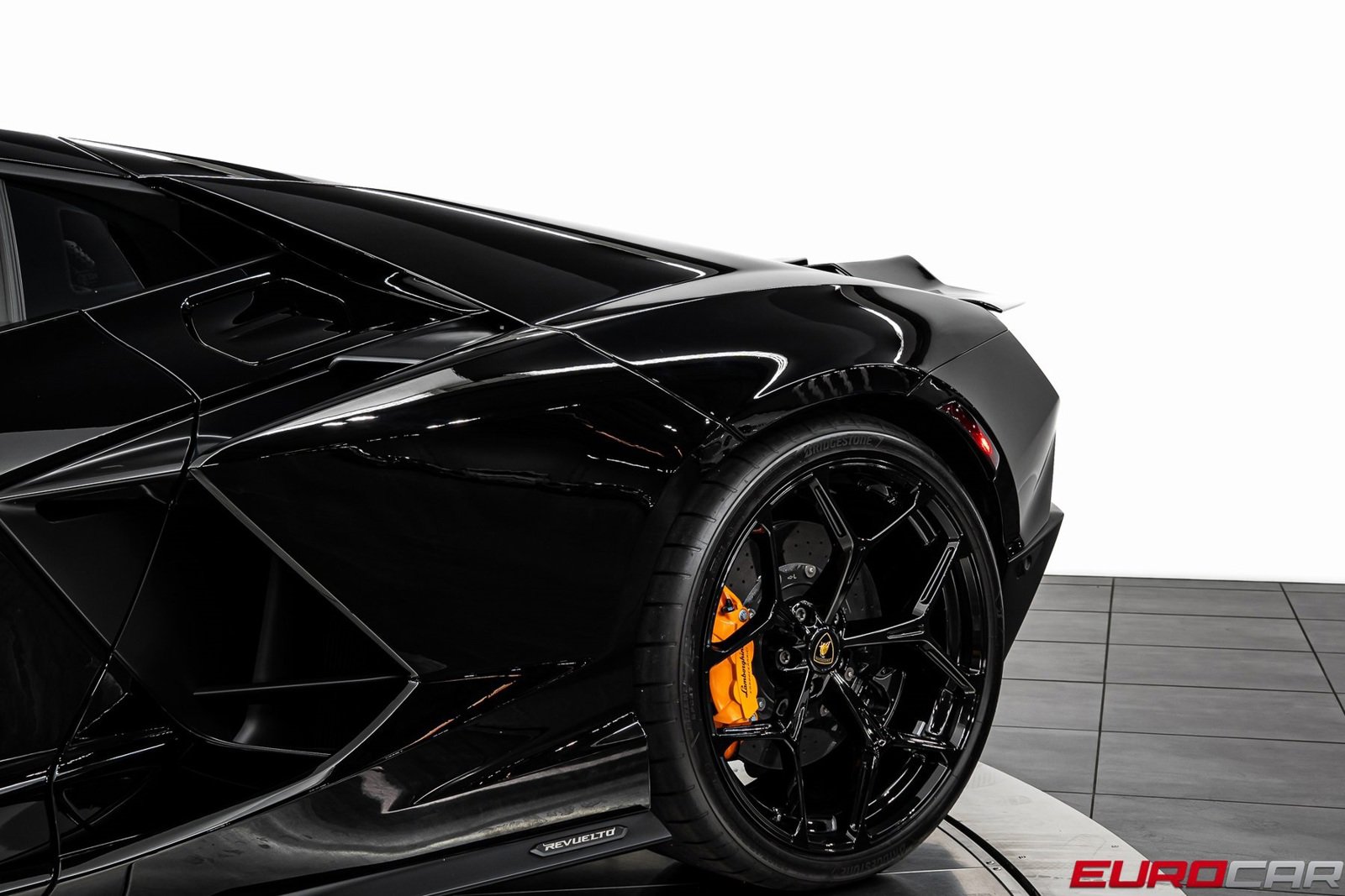 Used 2025 Lamborghini Revuelto *PASSENGER DISPLAY * FULL PPF* image 16