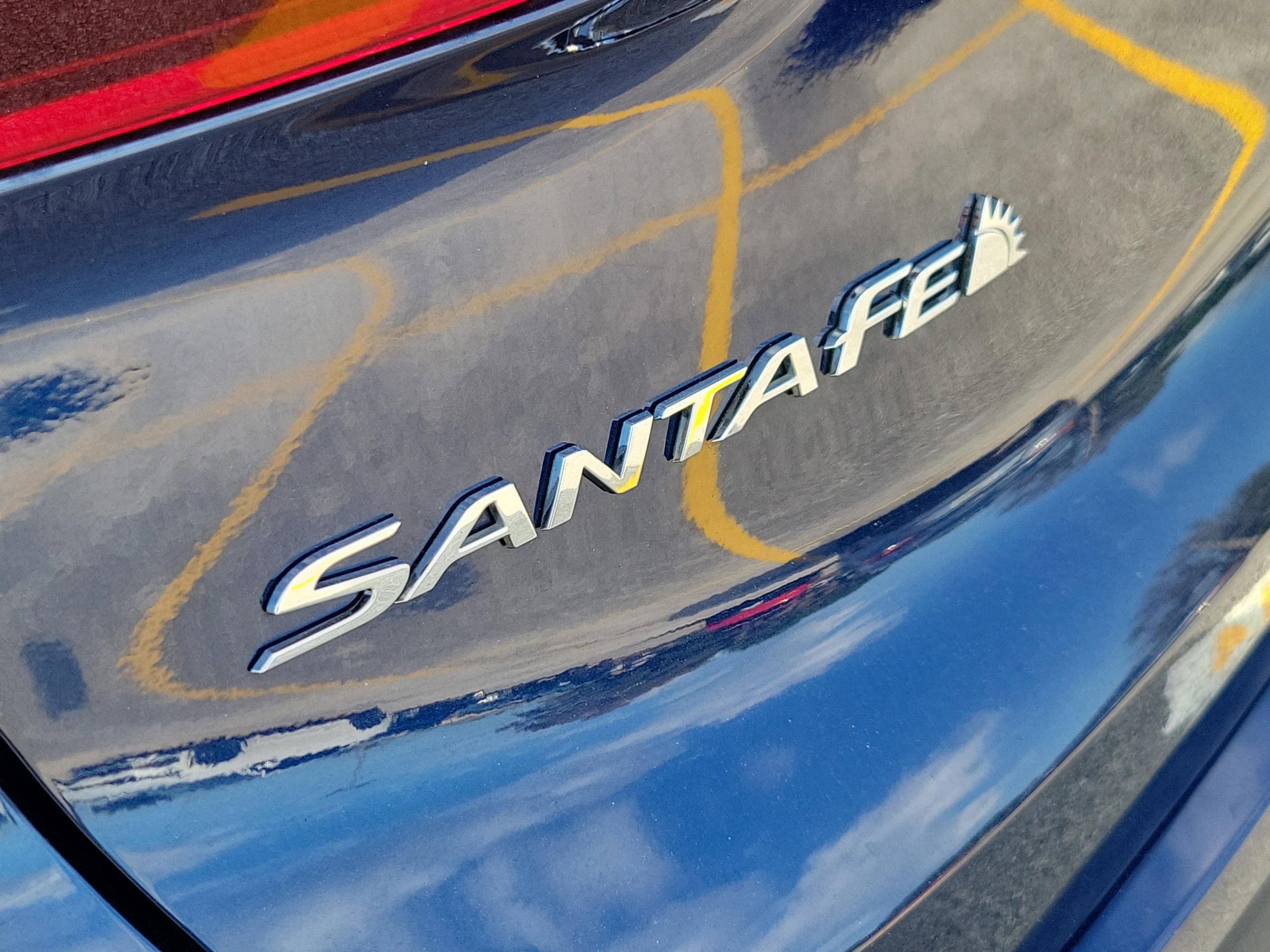 Certified 2022 Hyundai Santa Fe SEL image 6