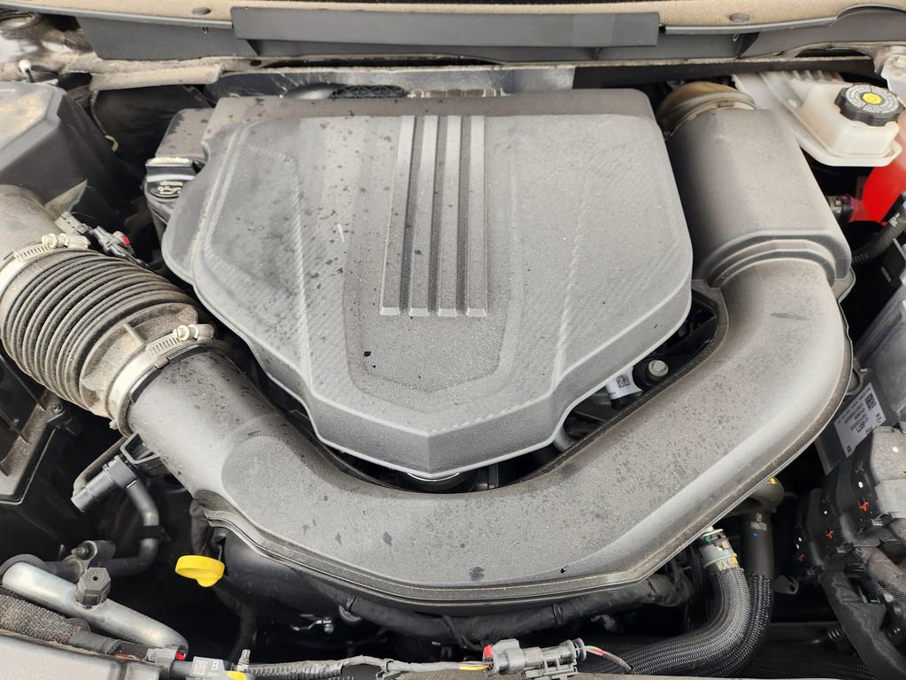 Used 2025 GMC Acadia Elevation image 30