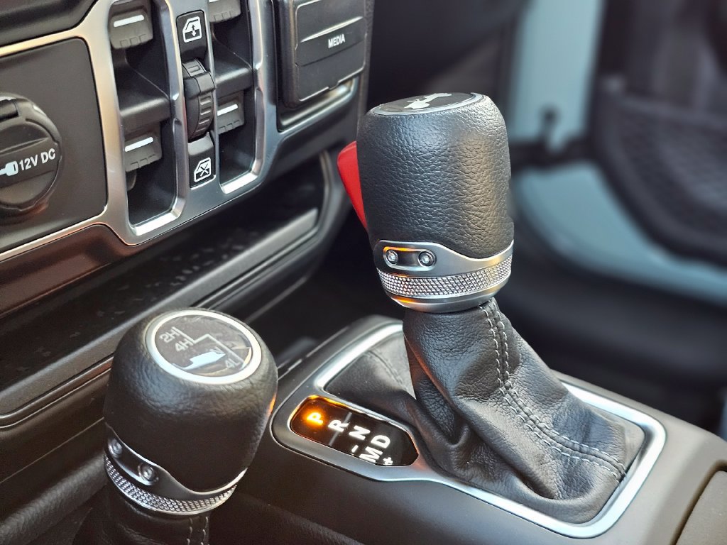 New 2026 Jeep Gladiator Sport AWD/4WD image 21
