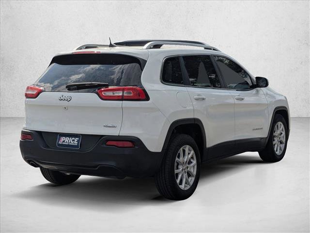 Used 2017 Jeep Cherokee Latitude image 5