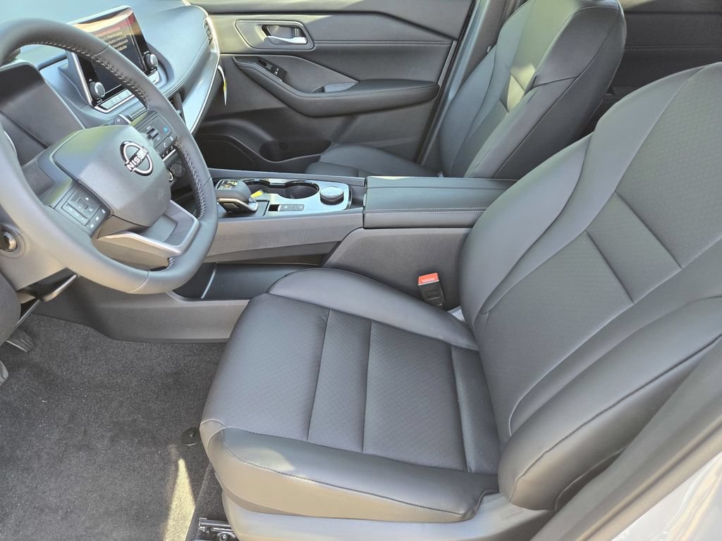 New 2026 Nissan Rogue Dark Armor AWD/4WD image 11