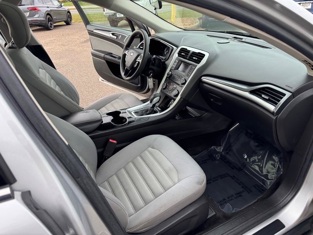 Used 2014 Ford Fusion S FWD image 25