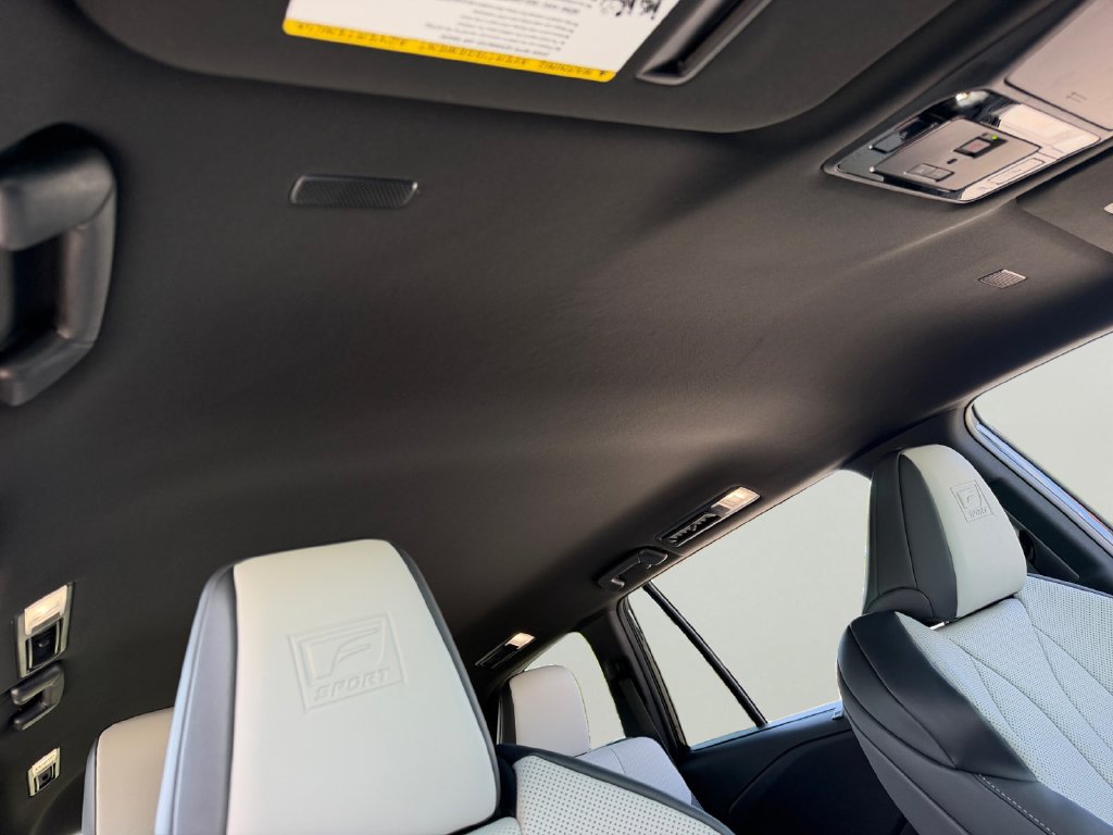 Certified 2026 Lexus TX 500h AWD w/ Technology Package image 7