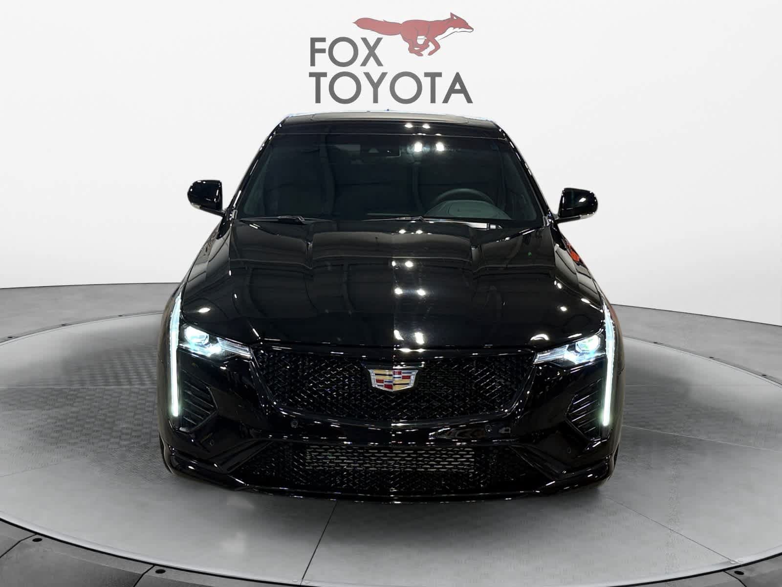 Used 2025 Cadillac CT4 Sport w/ Cold Weather Package RWD image 9