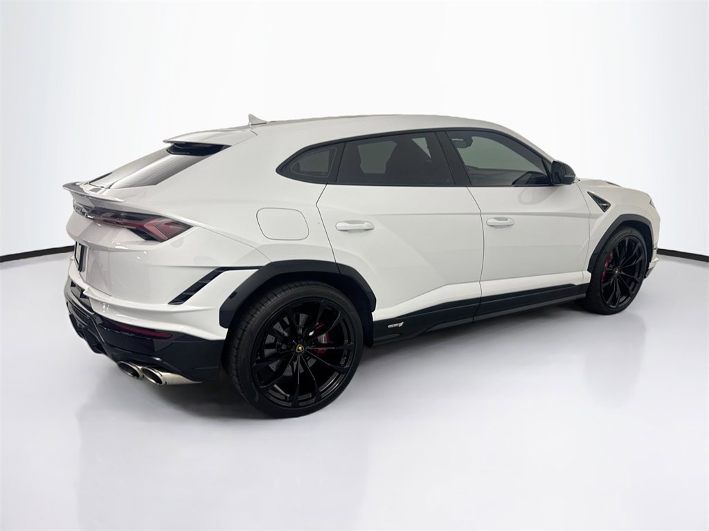 Used 2024 Lamborghini Urus S image 5