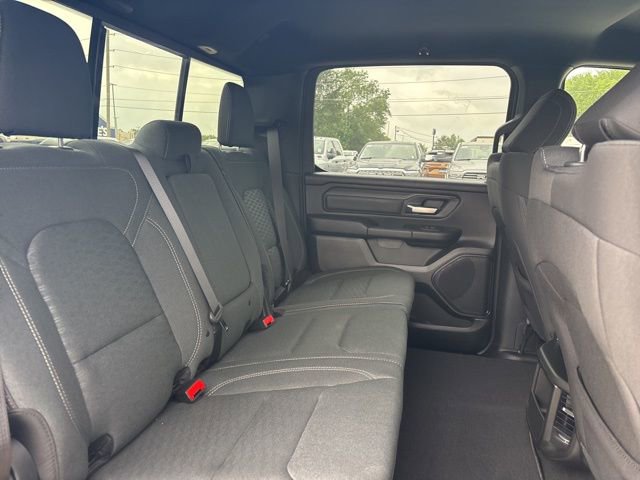 New 2026 RAM 1500 Express AWD/4WD image 19