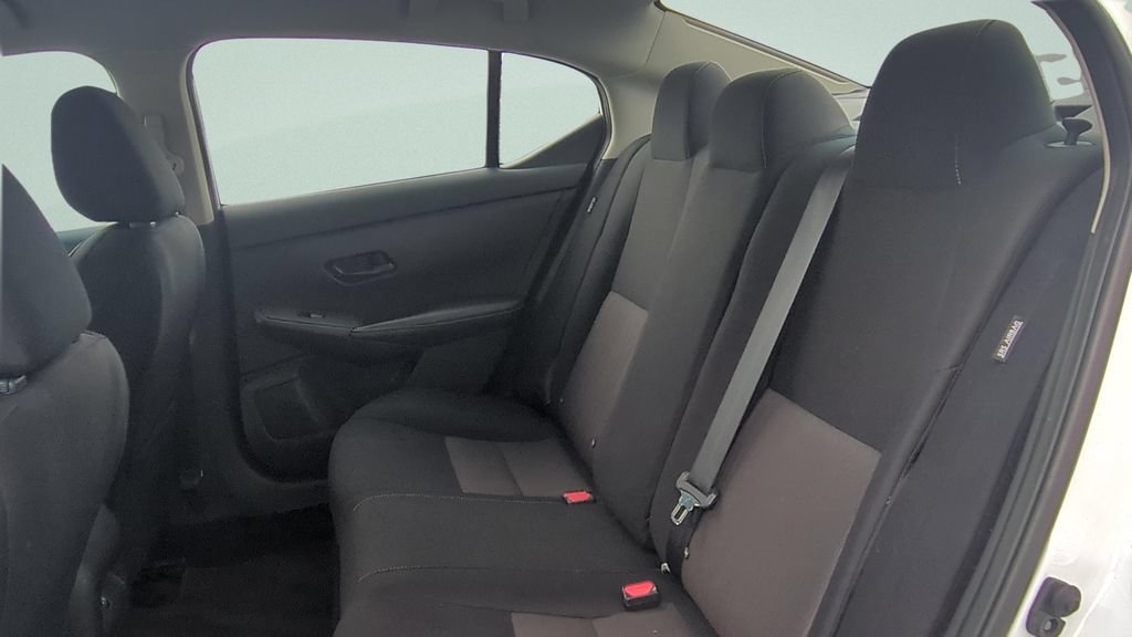 Certified 2024 Nissan Sentra SV FWD image 9