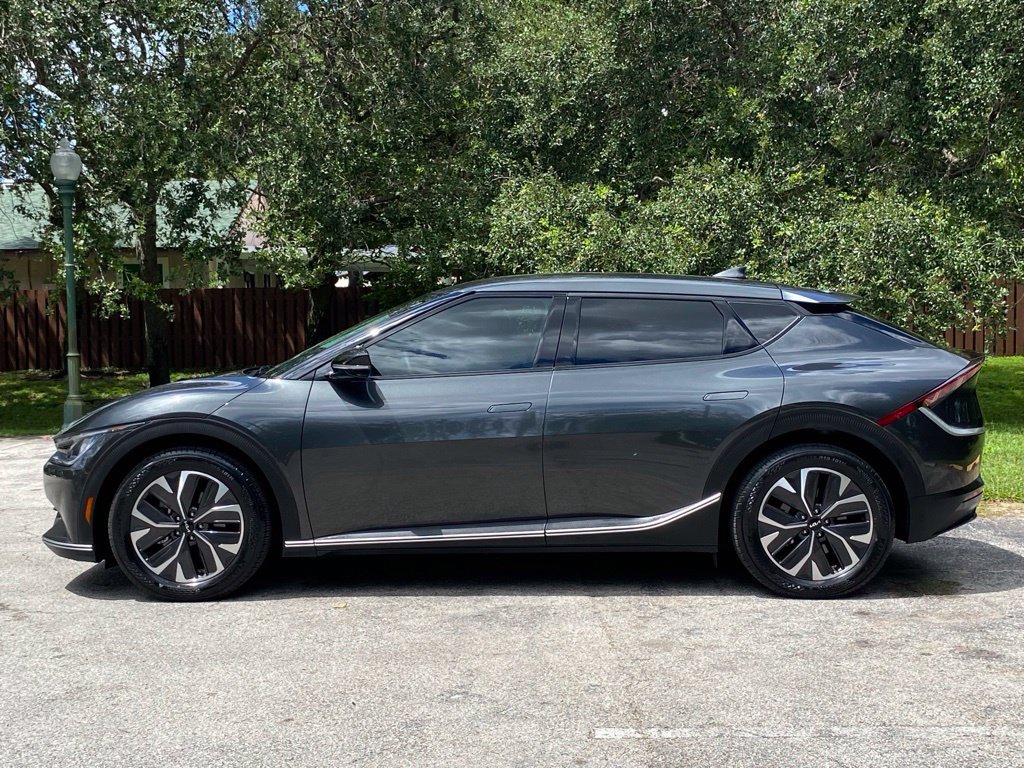 Used 2024 Kia EV6 Light RWD image 7