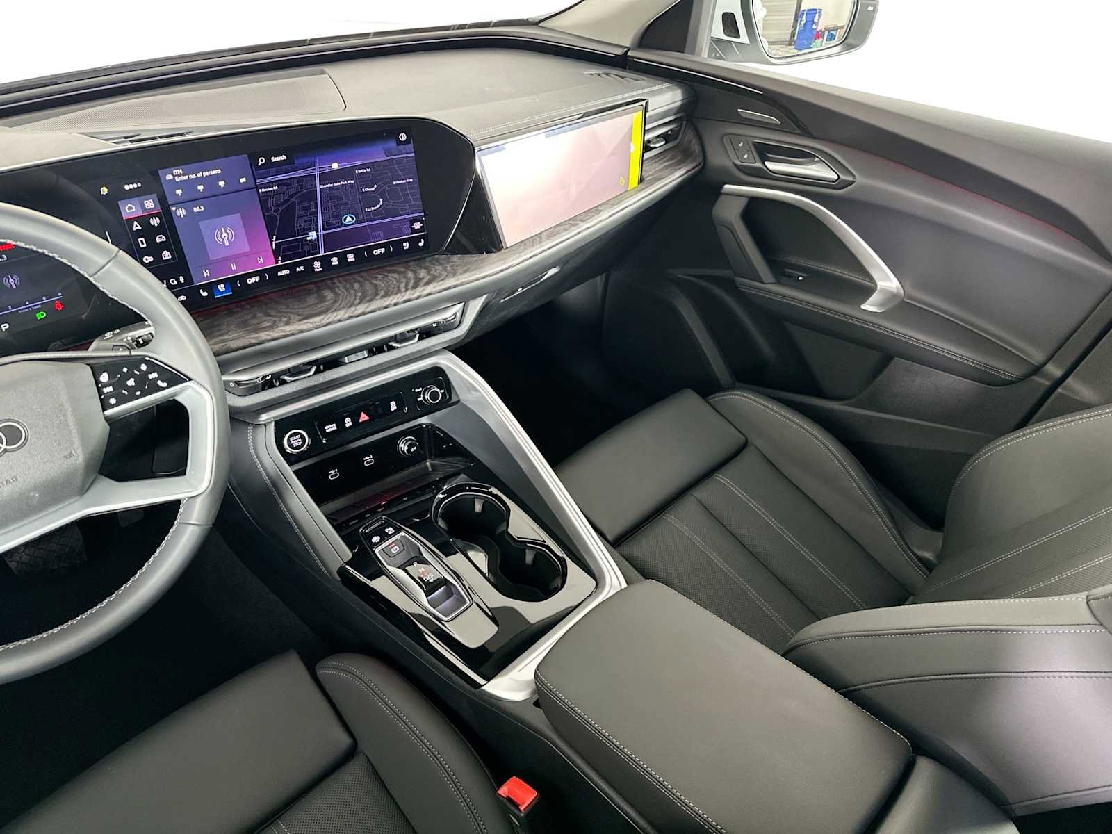 New 2025 Audi Q5 Prestige image 21