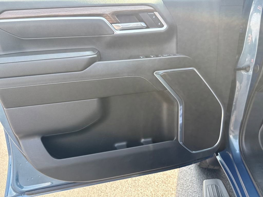 Used 2025 Chevrolet Silverado 2500 LT w/ Safety Package image 12